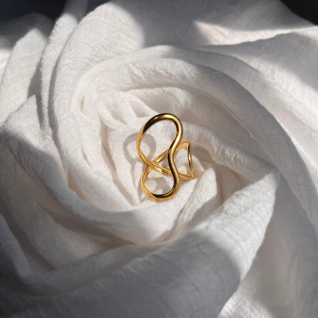Gold Wavy Ring