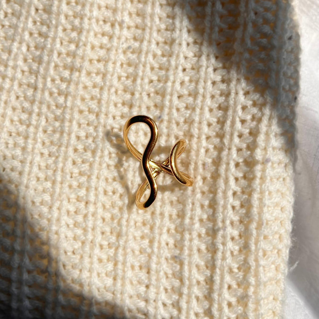 Gold Wavy Ring