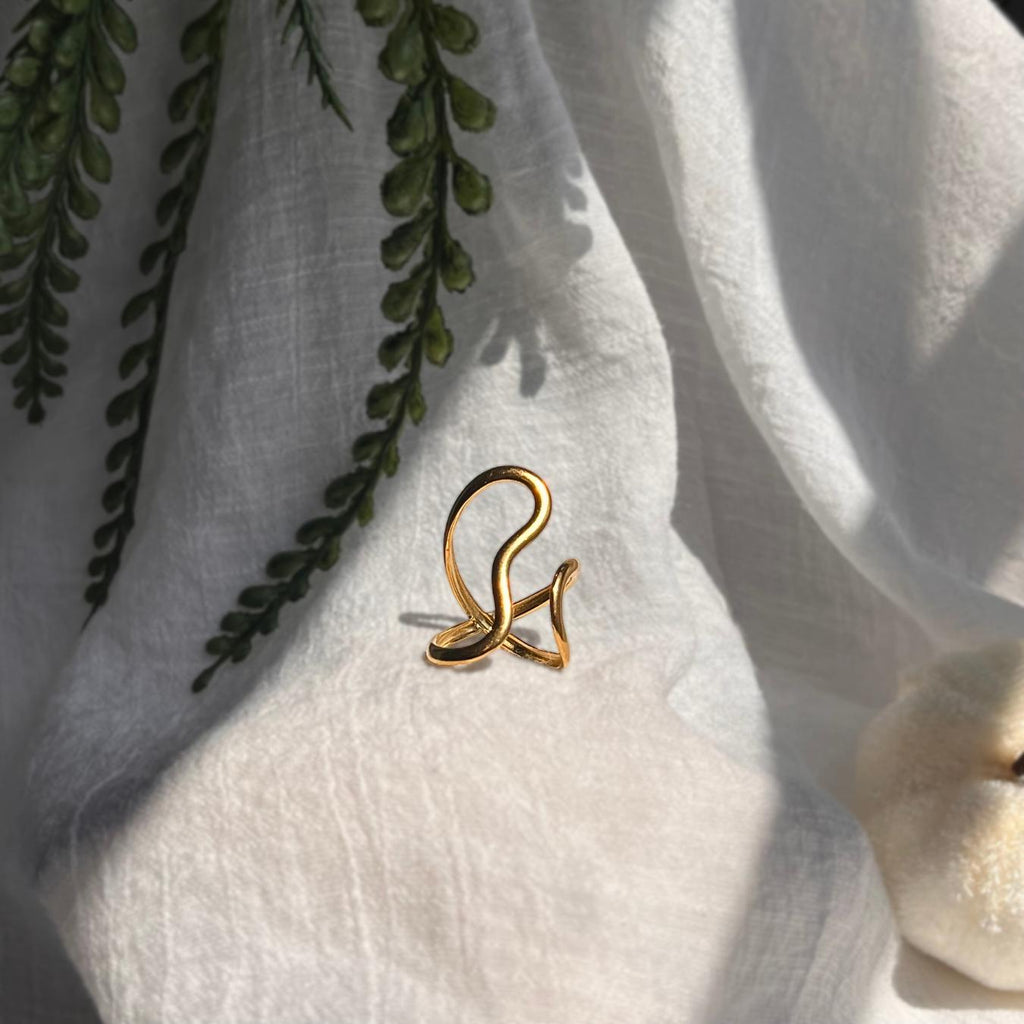 Gold Wavy Ring