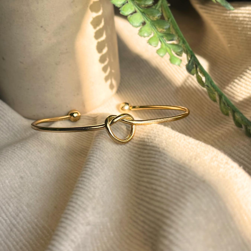 Gold Knot Bangle