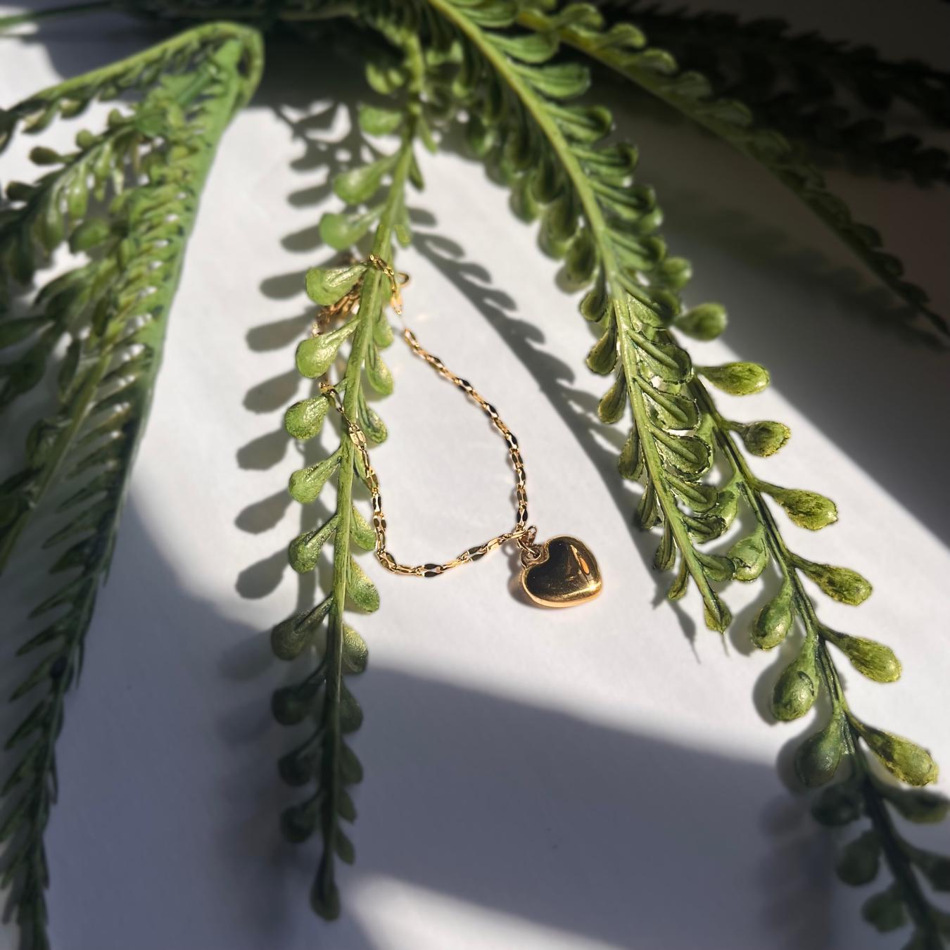 Gold Heart Charm Bracelet