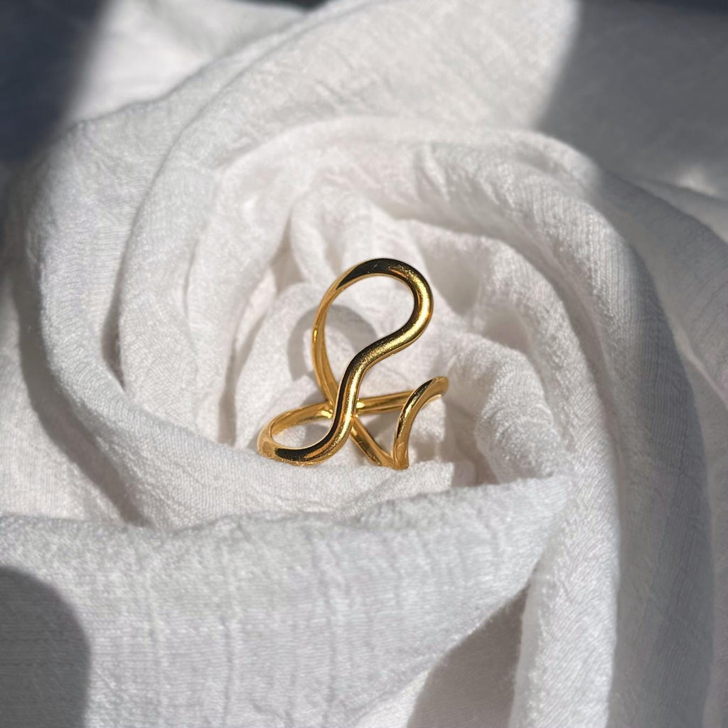 Gold Wavy Ring