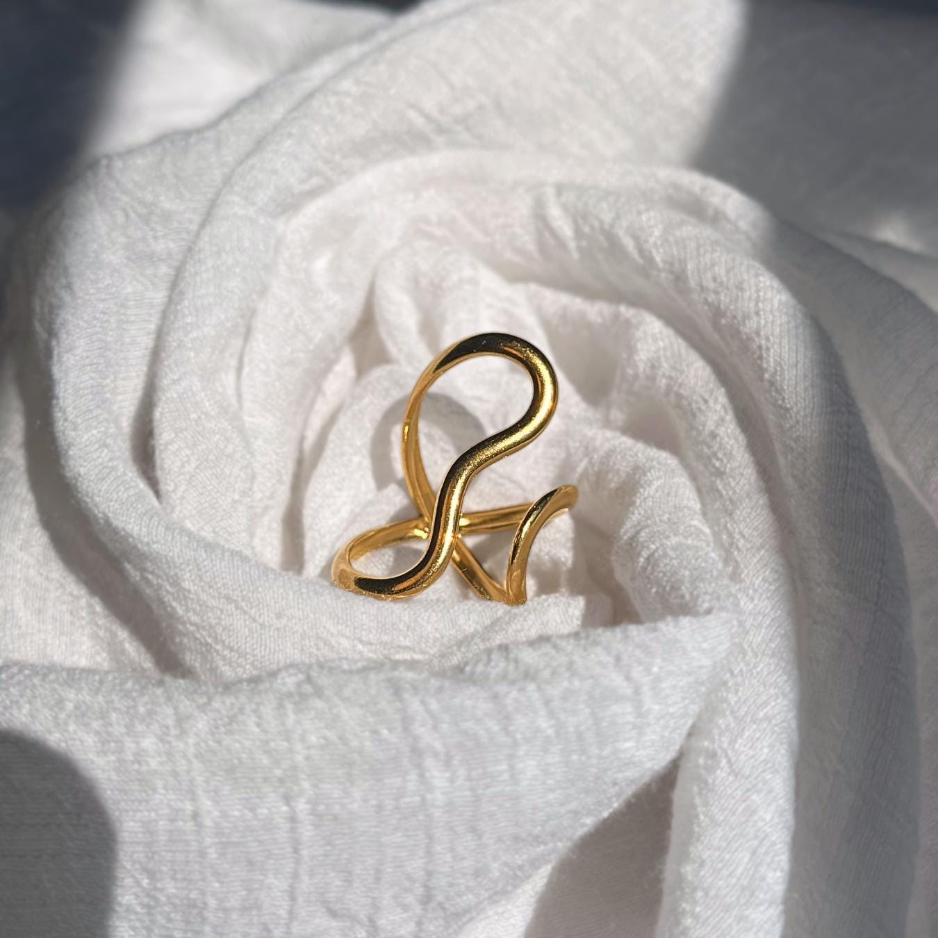 Gold Wavy Ring