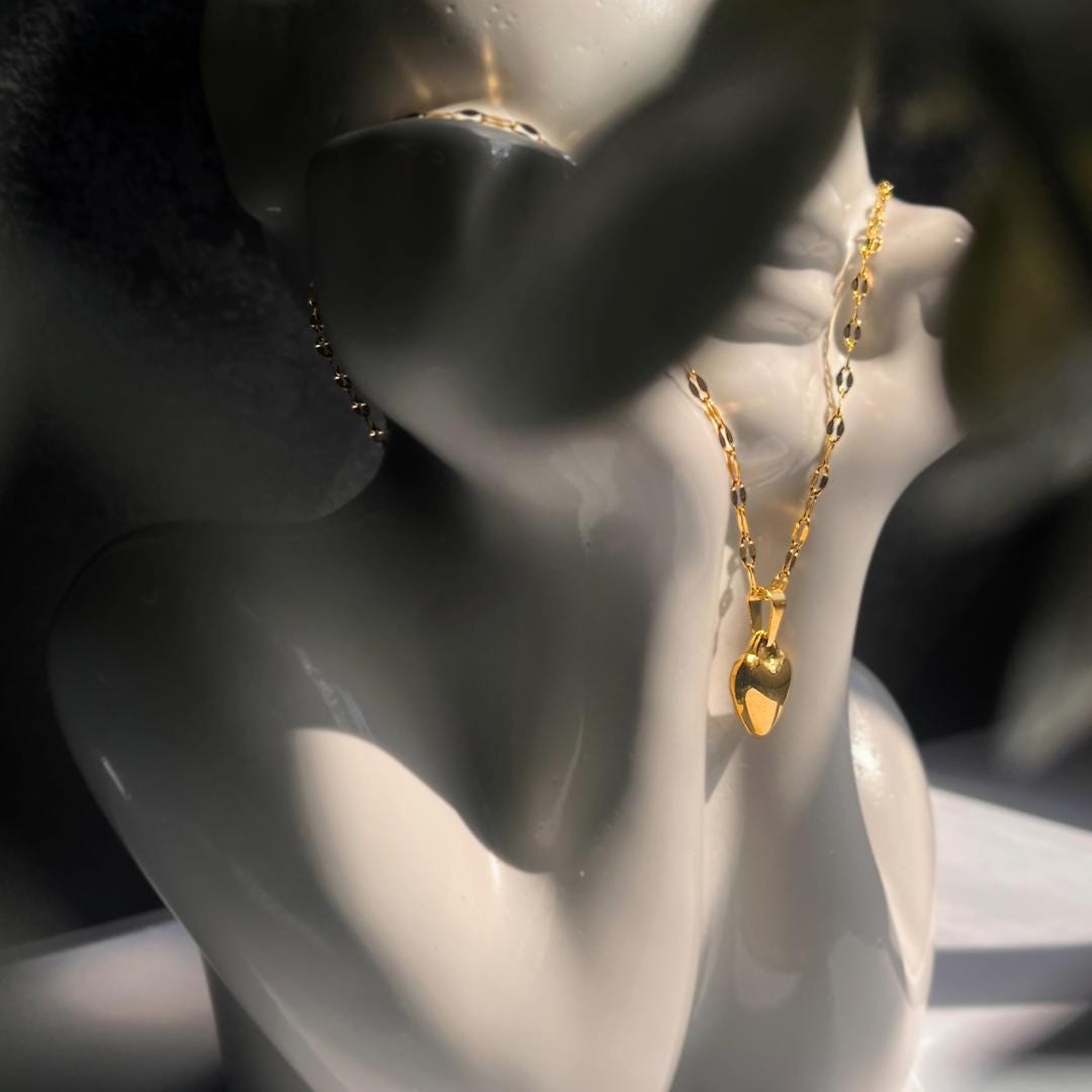 Gold Heart Necklace | Waterproof Stainless Steel Pendant for Women | Minimalist Gold Jewelry | Elegant Everyday Gift