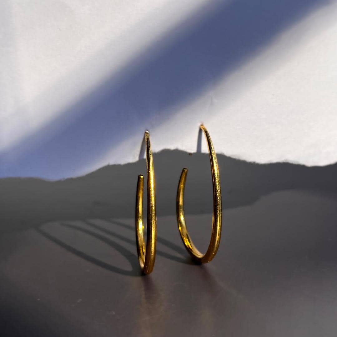 Golden Arc Earrings – Minimalist Gold Statement Hoops | Elegant Everyday Jewelry