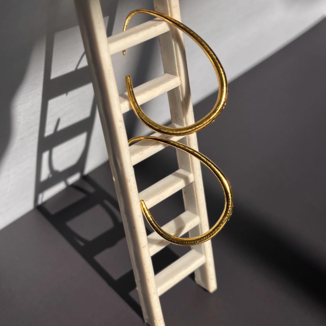 Golden Arc Earrings – Minimalist Gold Statement Hoops | Elegant Everyday Jewelry