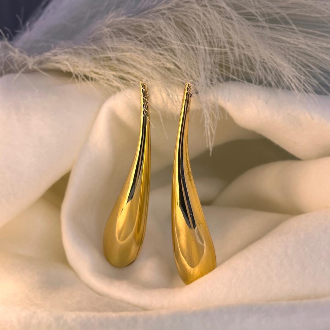 Gold Aurielle Drop Earrings
