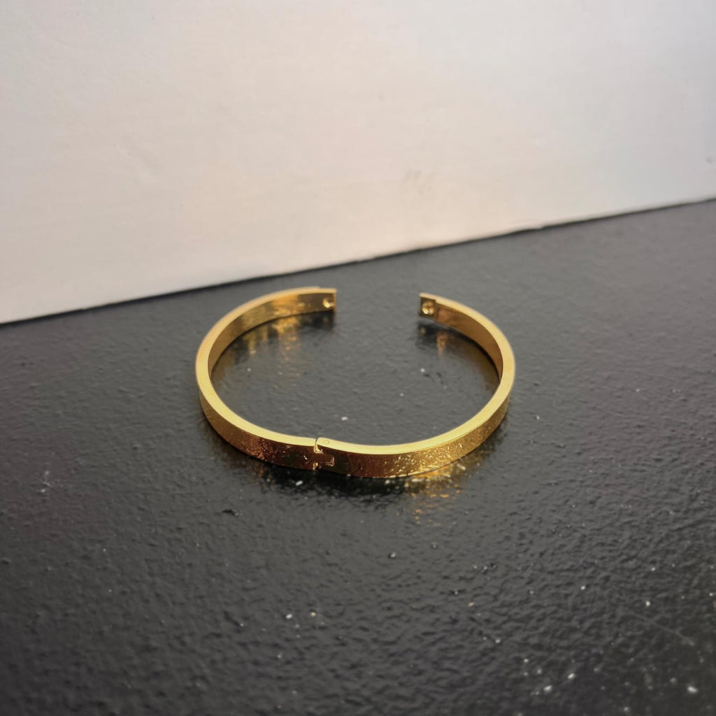 Minimal Gold Cuff Bracelet