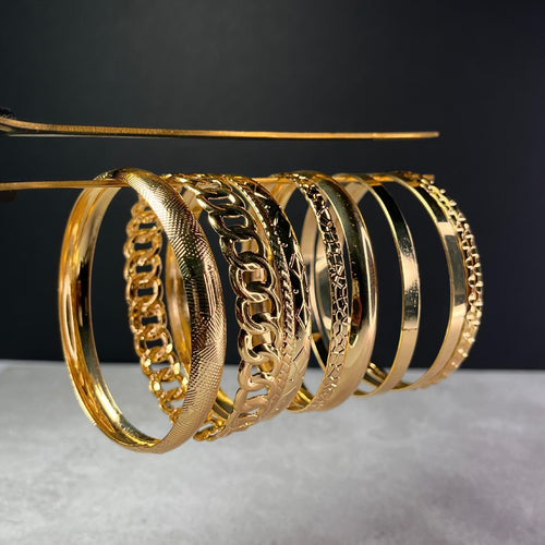 10 Piece Gold Bangle Set